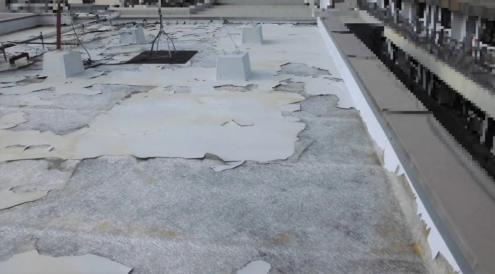大阪市淀川区 Rマンションの屋上防水工事（施工前）