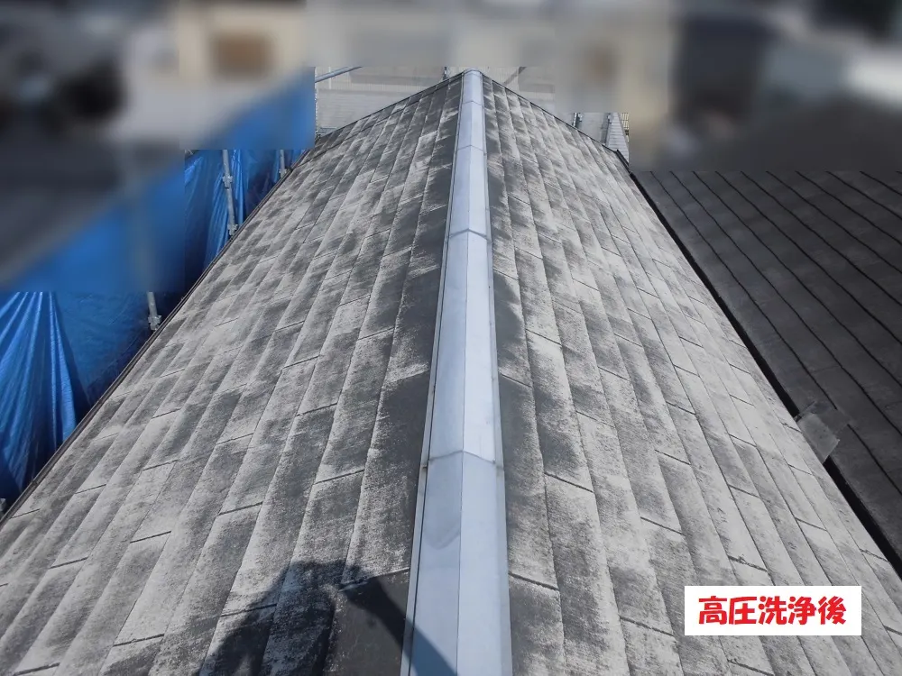 大阪市西淀川区 Ｏ様邸の屋根塗装工事・施工中の写真