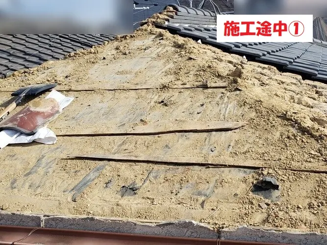 門真市 Ｓ様邸の屋根葺き替え工事・施工中の写真