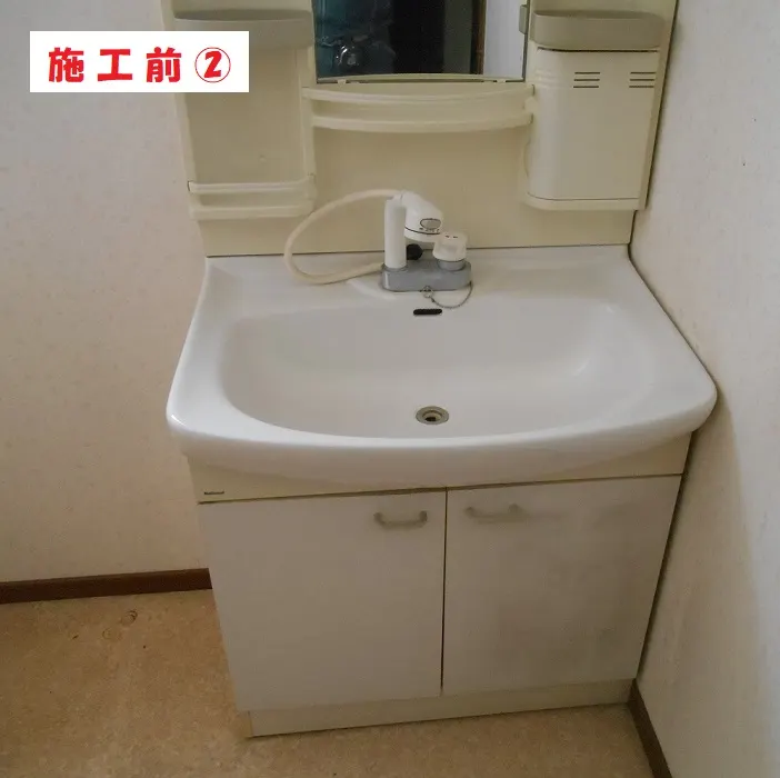 大阪市西淀川区 Ｉ様邸の洗面所リフォーム工事・施工前の写真2