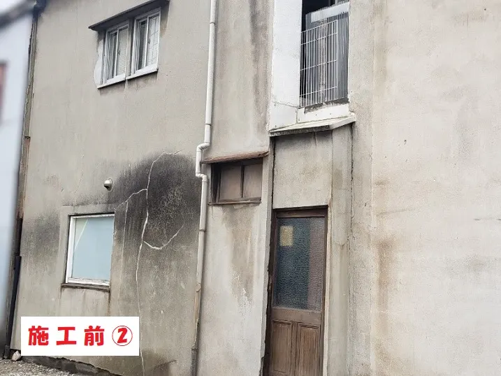 大阪市北区 店舗の外壁塗装工事・施工前の写真2